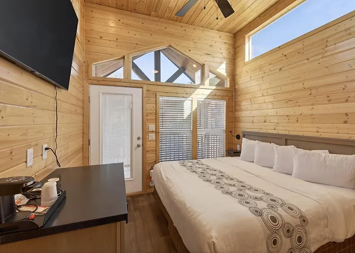 : Page Lake Powell Campground - Tiny Homes